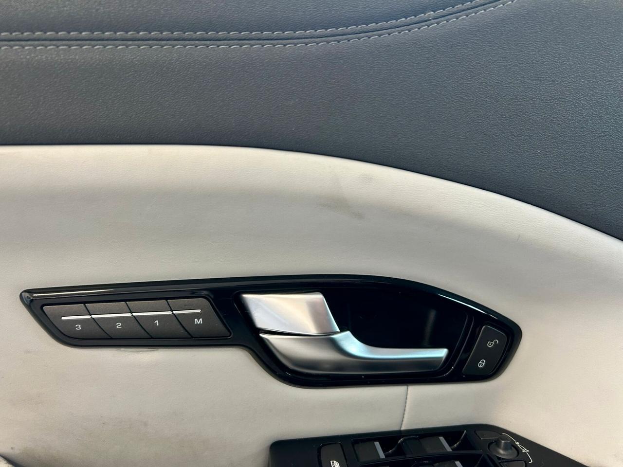 LR Range Evoque 2.0 TD4 150 CV HSE 2017