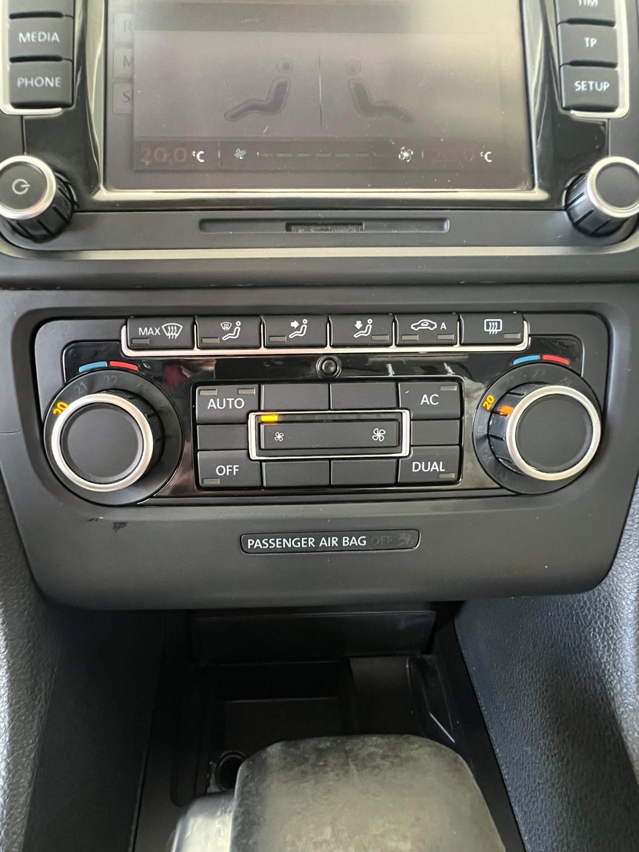 Volkswagen Golf 2.0 TDI 140CV DPF DSG 5p. Highline