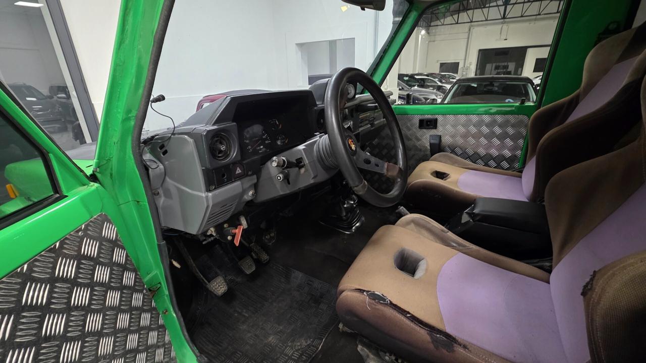 Toyota Land Cruiser II 2.4 turbodiesel SW LJ70