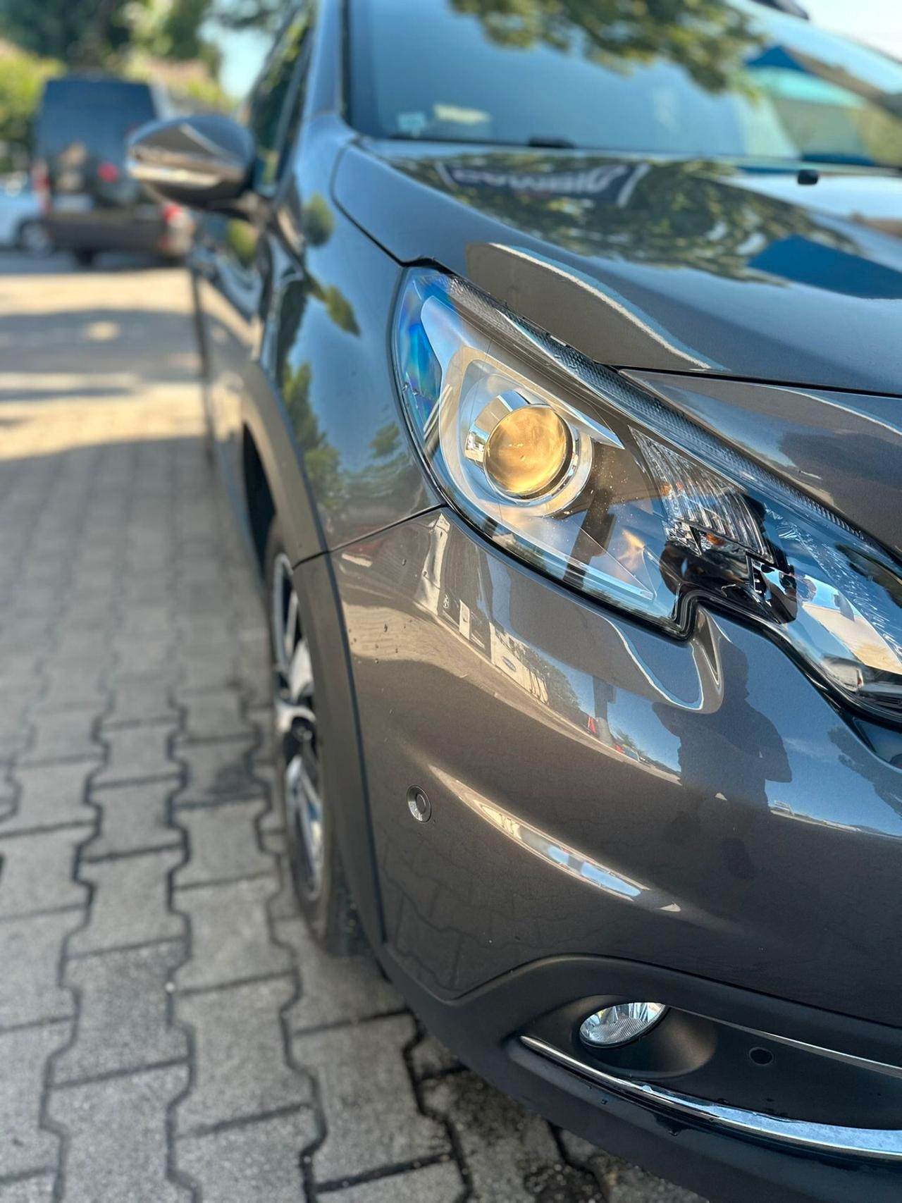 Peugeot 2008 PureTech Turbo 110 EAT6 S&S Black Matt