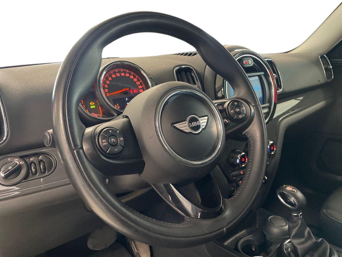 MINI Mini Countryman F60 2017 - Mini Countryman 2.0 Cooper D Busi