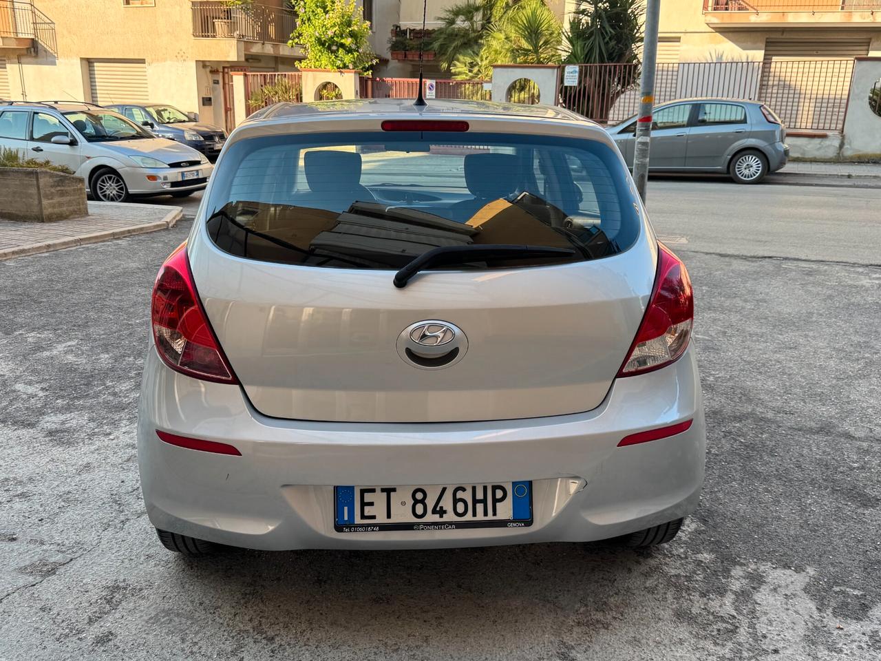 HYUNDAI I20 1.1 CRDI 75 CV. E5 SOUND EDITION PERFETTA