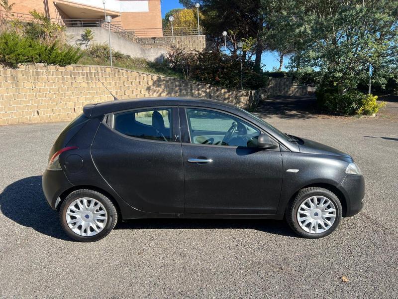 Lancia Ypsilon 5 Porte Ypsilon 1.2 8vColorazione Individual E6