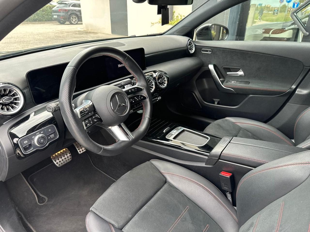 Mercedes-benz A 180 d Automatic AMG Line Premium