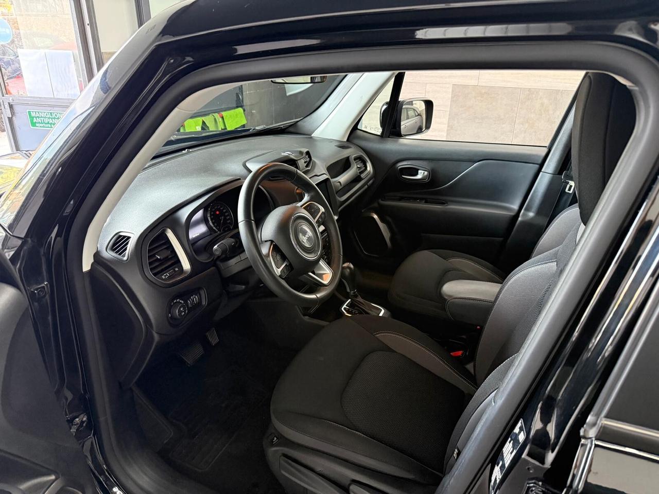 Jeep Renegade 1.5 Turbo T4 MHEV Limited