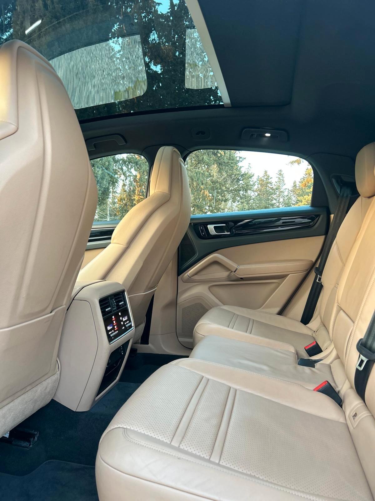 Porsche Cayenne Coupé 3.0 V6 E-Hybrid NO SUPERBOLLO