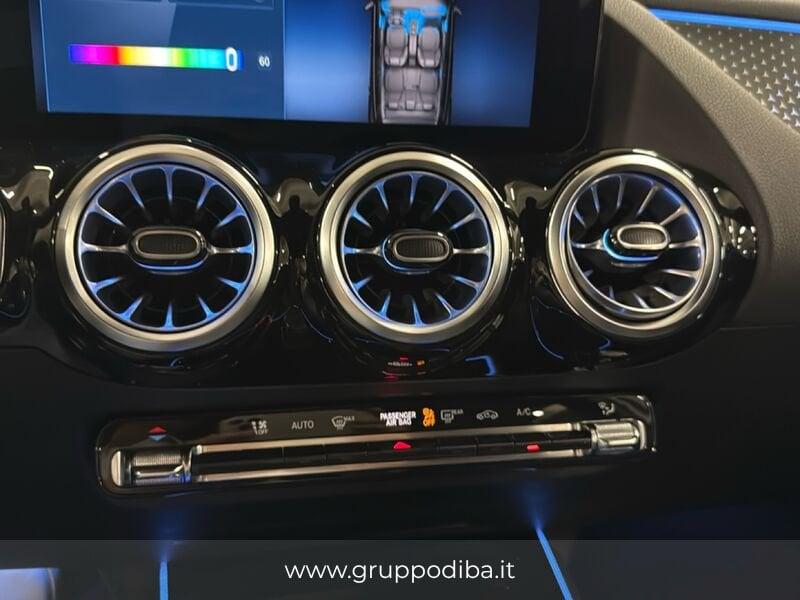 Mercedes-Benz GLA GLA-H247 2023 200 d Progressive Advanced Plus auto