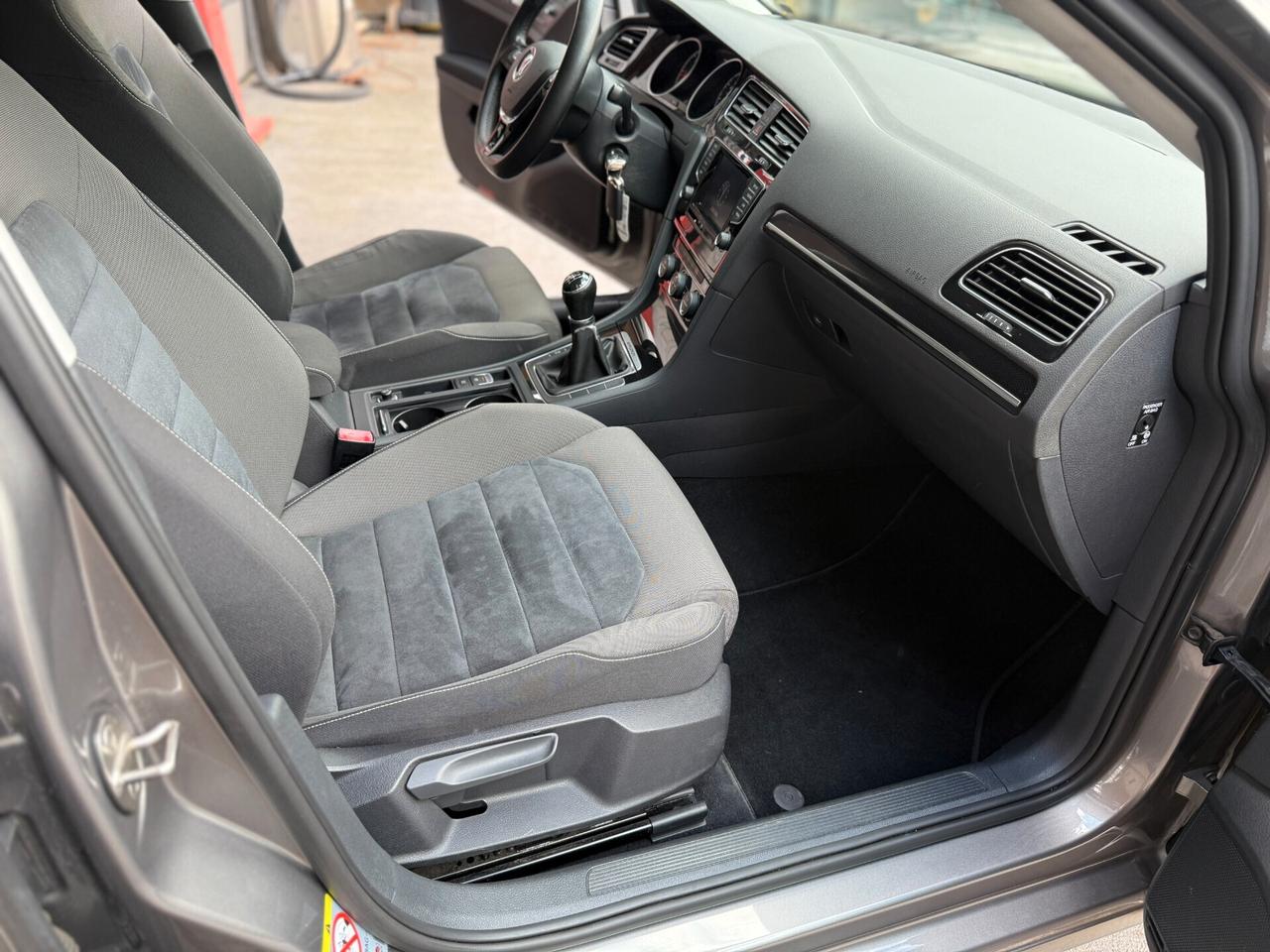 Volkswagen Golf 1.6 TDI 5p. 4MOTION Highline 105cv
