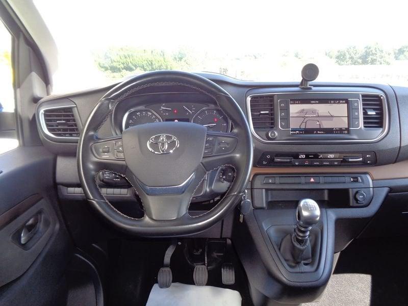 Toyota Proace Verso 1.5D L0 D Executive