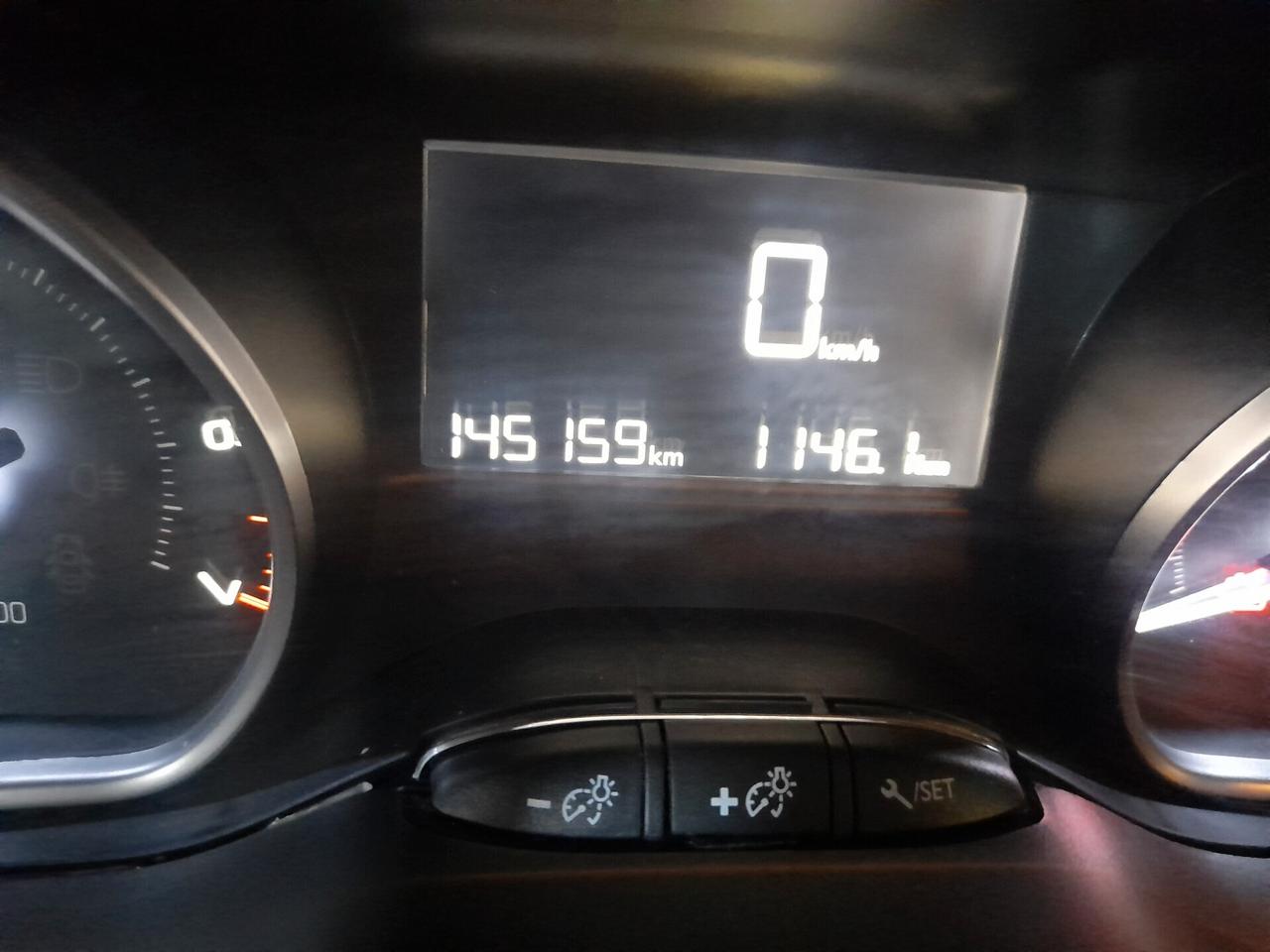 Peugeot 208 PureTech 82 5 porte Allure