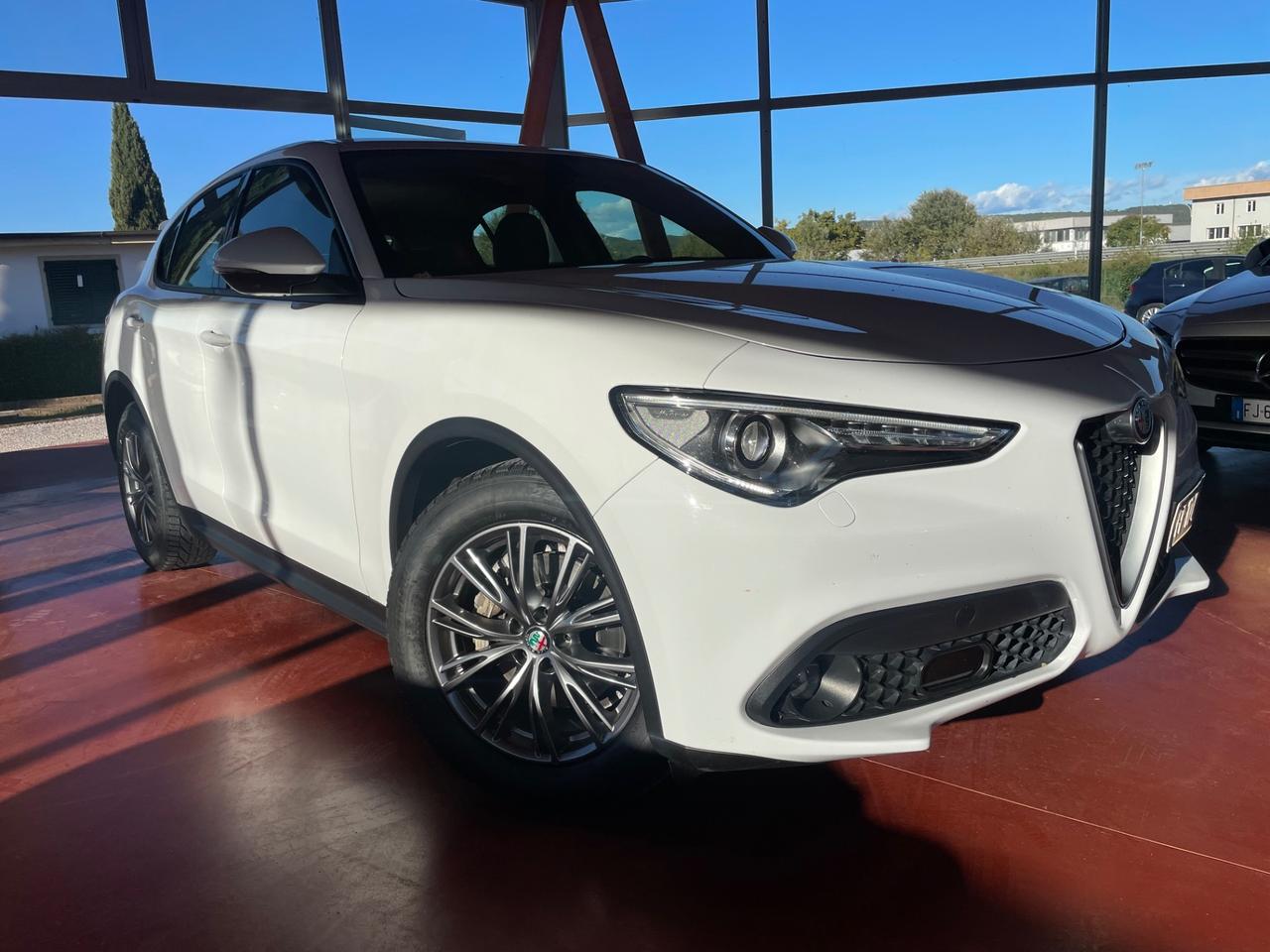 Alfa Romeo Stelvio 2.2 Turbodiesel 150 CV AT8 RWD Super