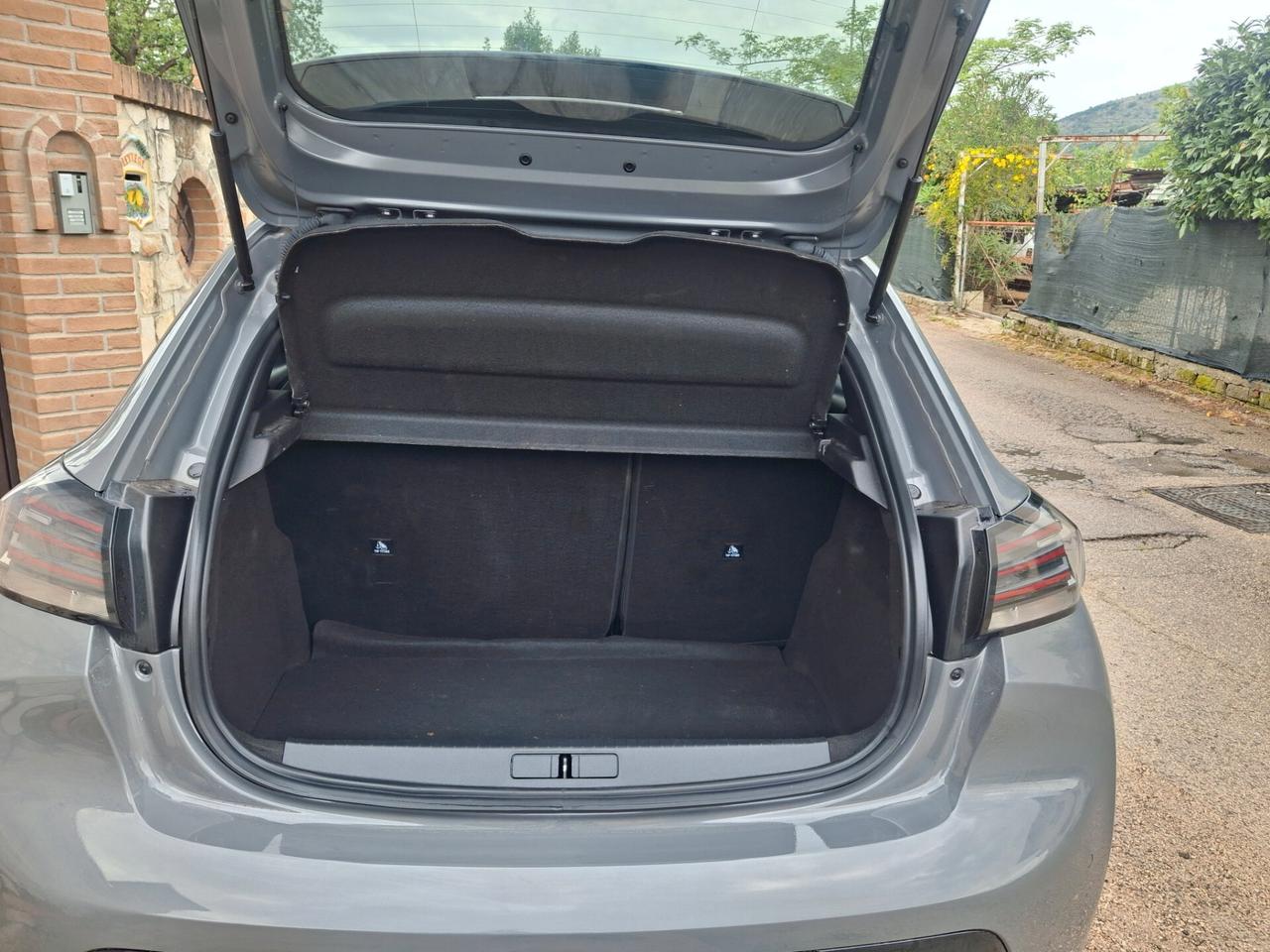 Peugeot 208 PureTech 100 Stop&Start 5 porte Allure