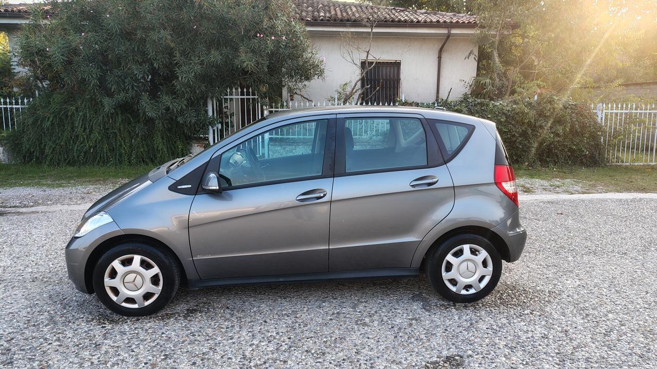 Mercedes-benz A 160 BlueEFFICIENCY Executive