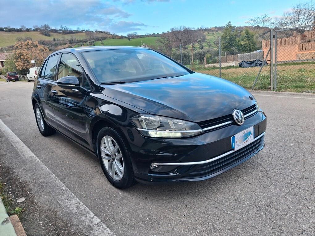 Volkswagen Golf 1.6 TDI 115cv DSG - 2018