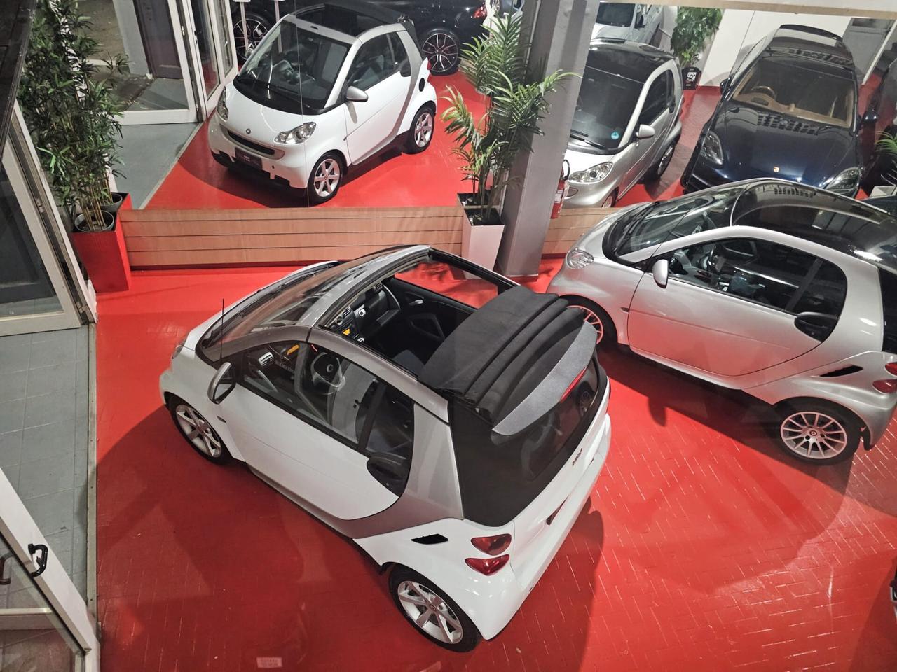 SMART PASSION FORTWO CABRIO 1000 MHD 71CV ETTO OK NEOPATENTATI CAMBIO AUTOMATICO PALETTE AL VOLANTE