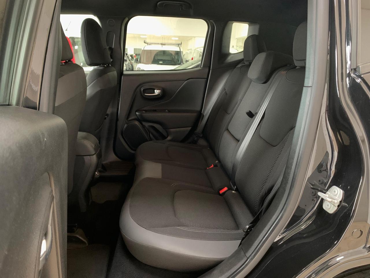 Jeep Renegade 1.3 T4 180 CV 4WD S Black line