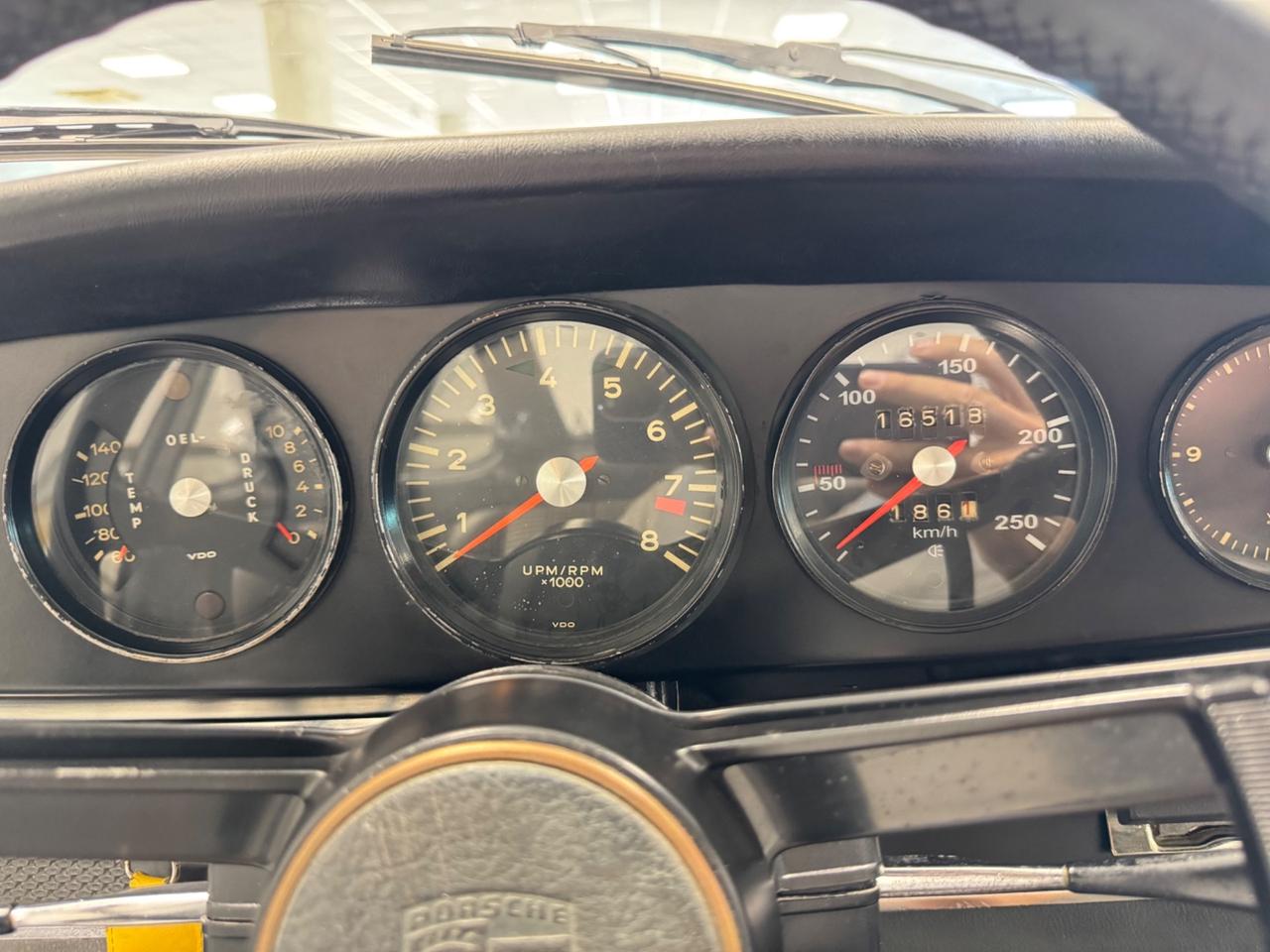 Porsche 911 2.0S SWB Coupe