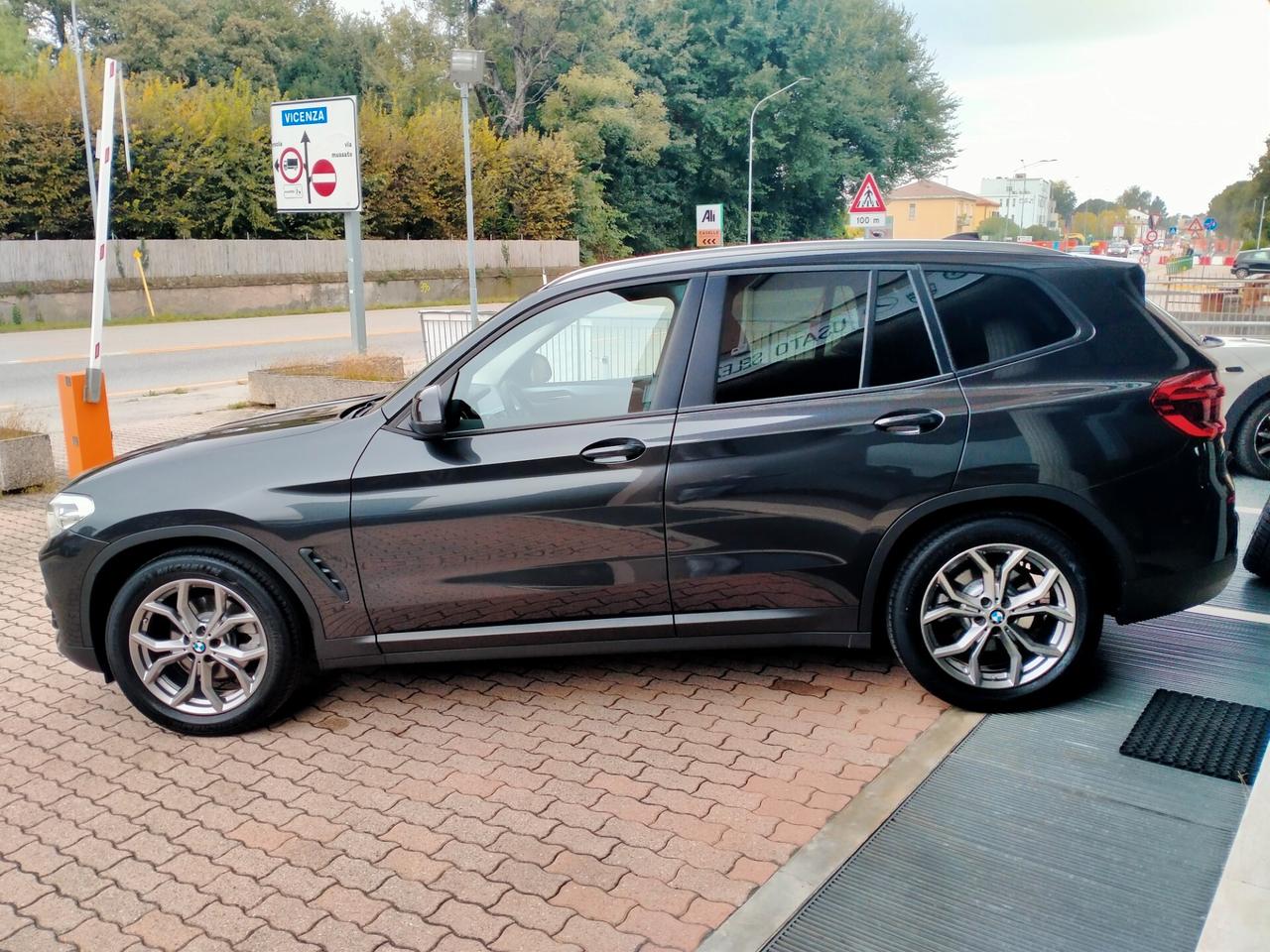 BMW X3 SDRIVE 18D G01 SPORT LEGA"19" / LED / VOL. M SPORT