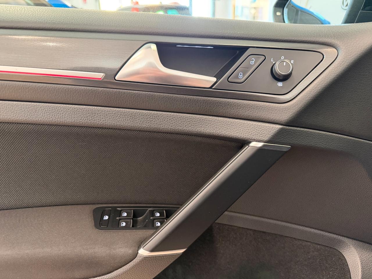 Volkswagen Golf GTI Performance 2.0 TSI 245 CV