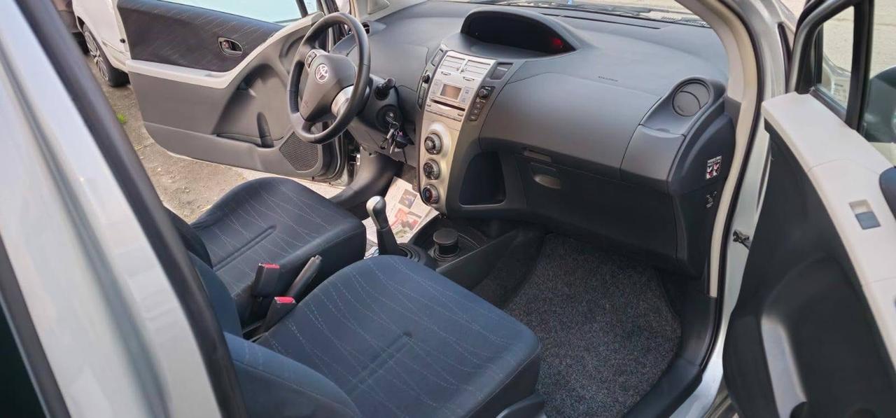 Toyota Yaris Verso 1.4 Tdi D-4D cat Sol '03