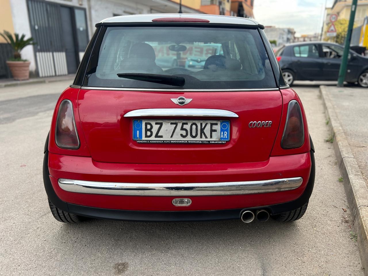 Mini Cooper 1.6 benzina Anno 2002