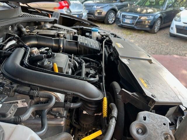 Volkswagen T-Roc 1.0 TSI R-Line