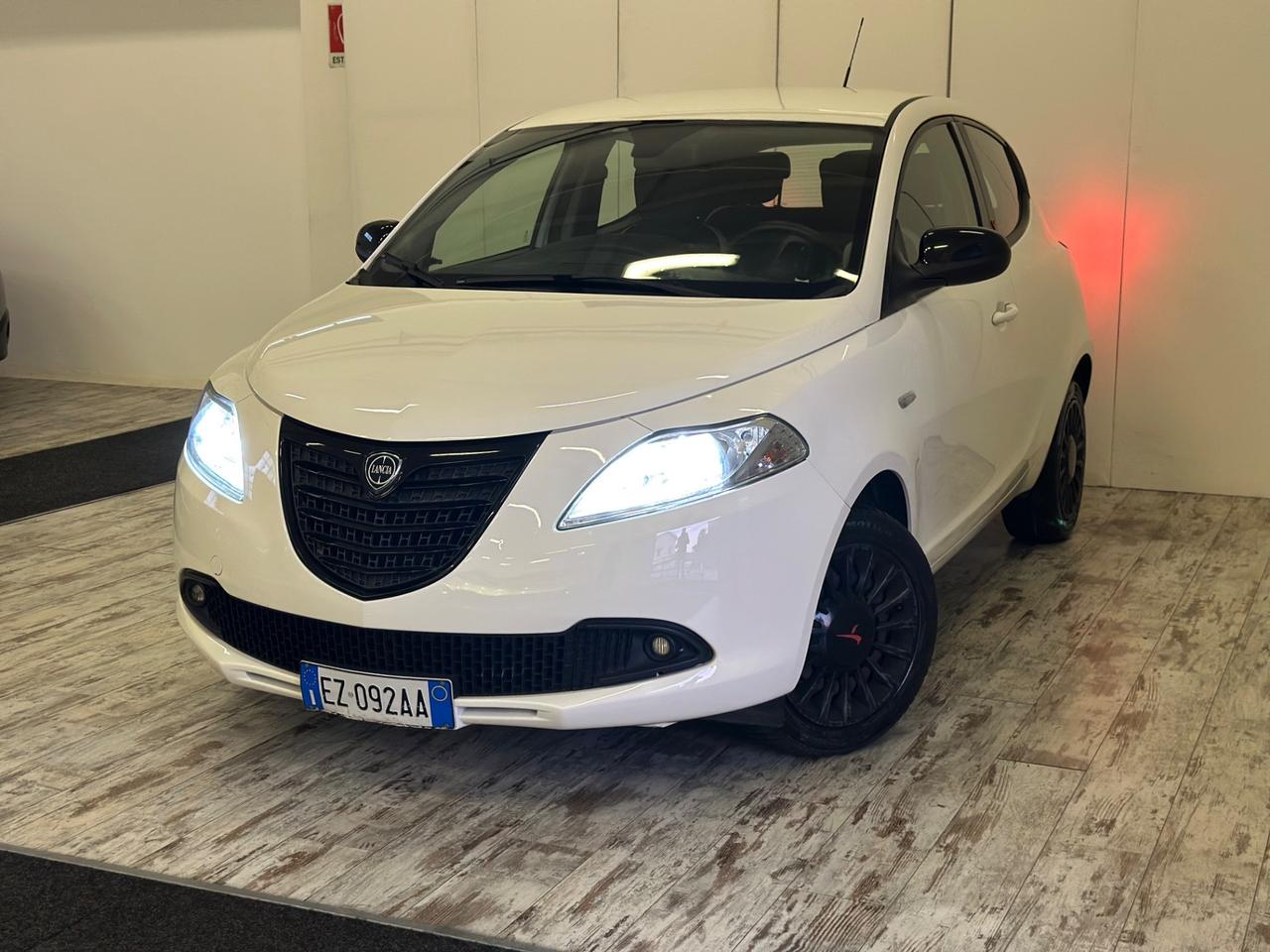 Lancia Ypsilon 1.2 Benzina GPL Ecochic Ok neopatentati