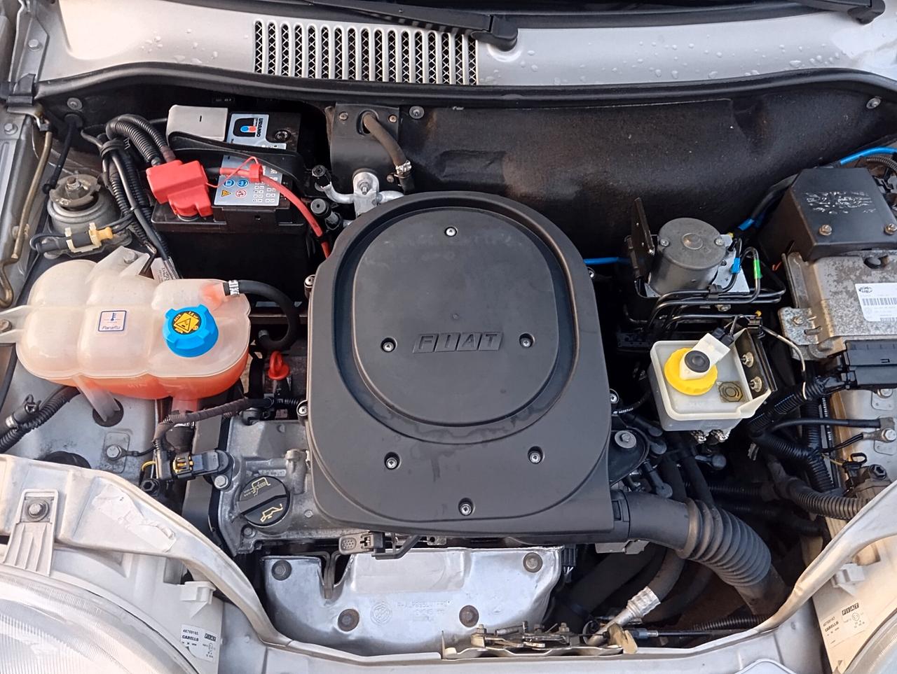 Fiat 600 1.1 Active servosterzo clima permute