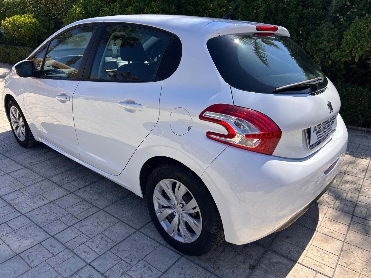 Peugeot 208 1.4 HDi 68 CV 5 porte Access