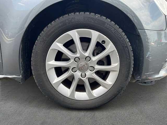Audi A3 SPB 1.6 TDI clean diesel S tronic Attraction
