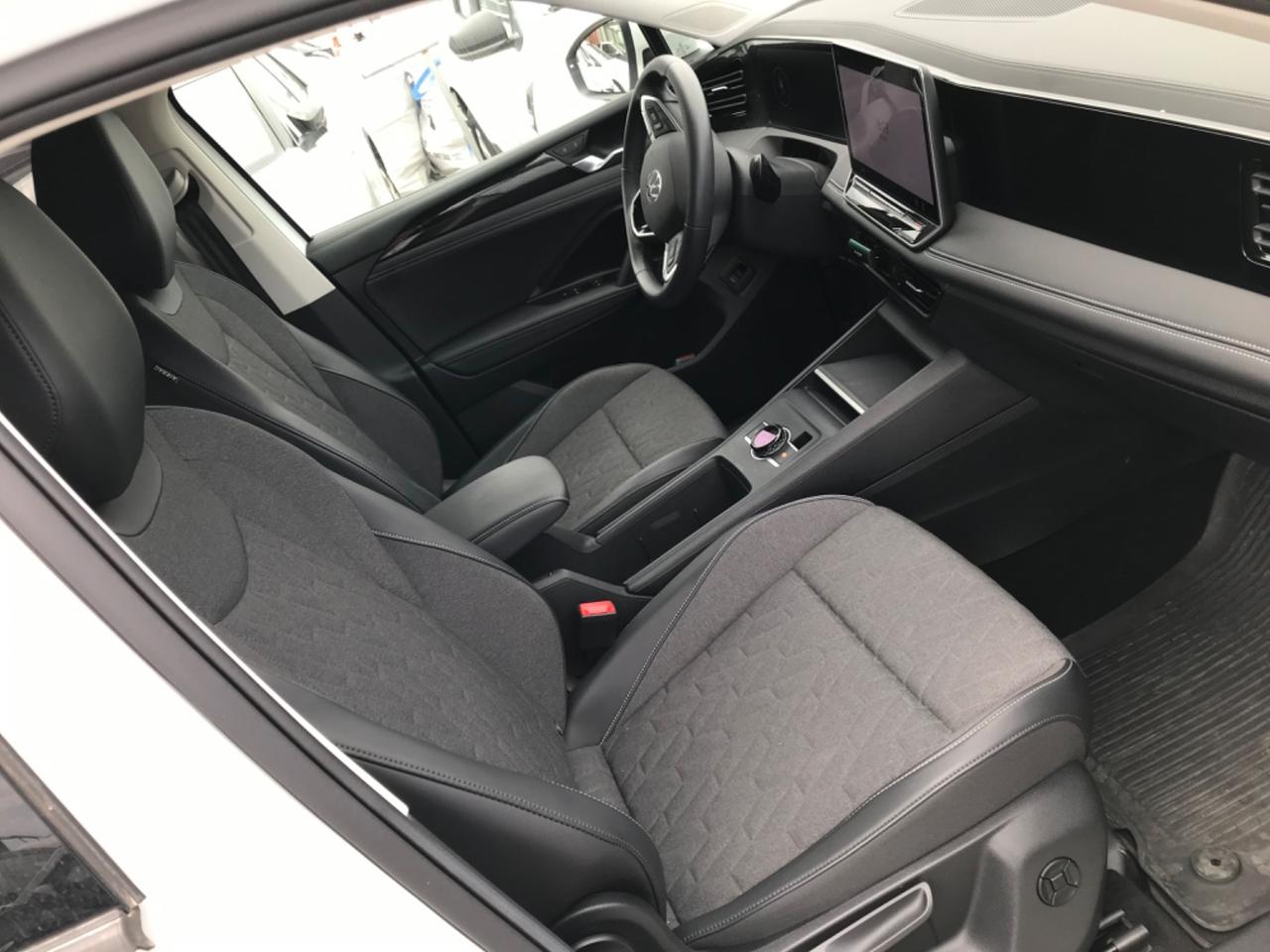 Volkswagen Nuova Tiguan 1.5 eTSI 130 CV ACT DSG Life