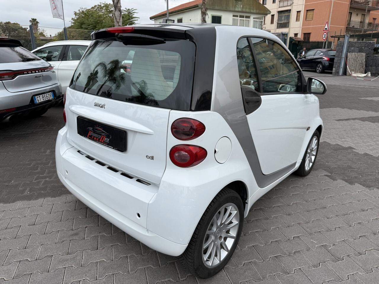 Smart ForTwo 800 Diesel White Edition