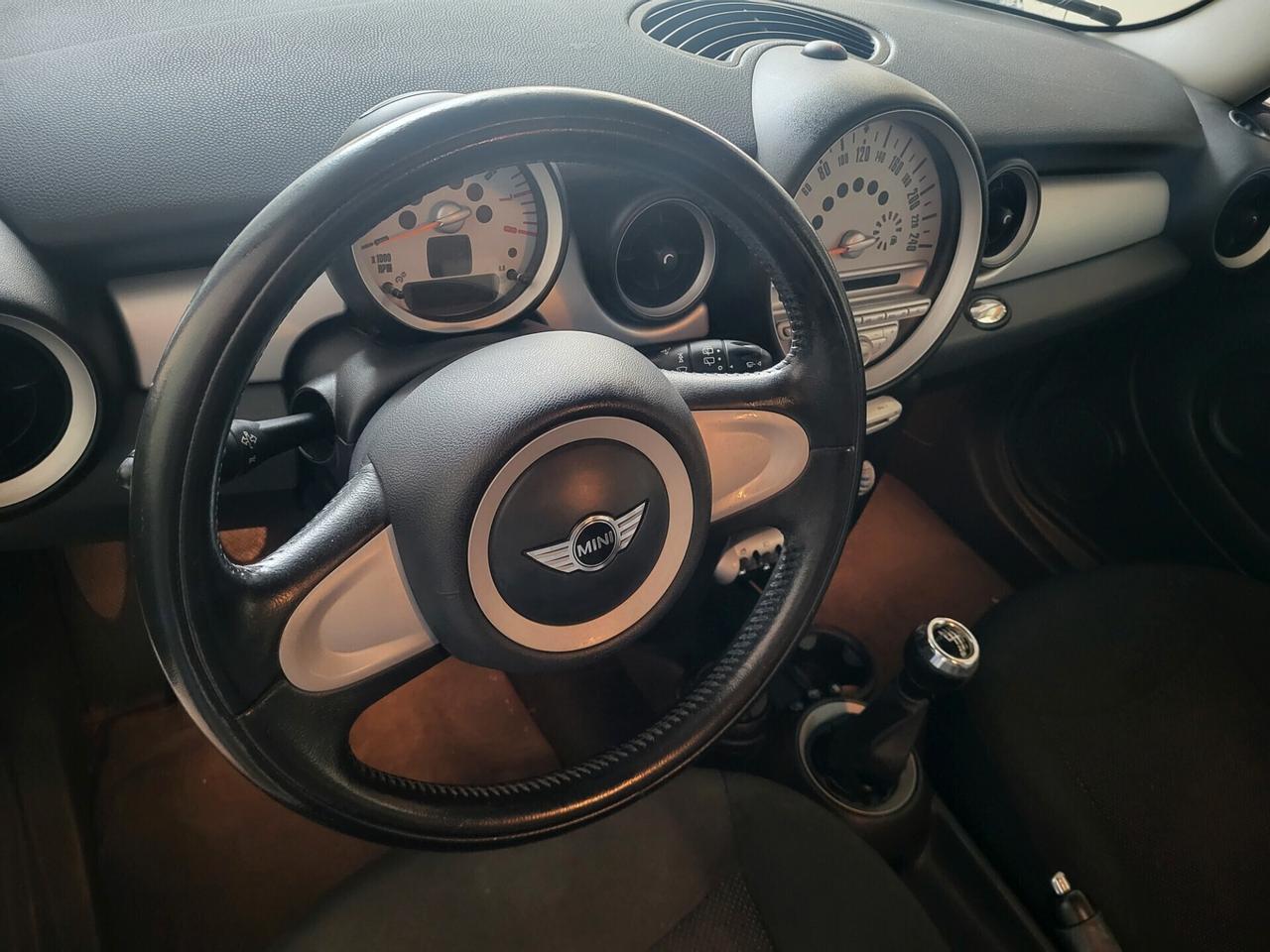 Mini 1.4 16V One Pepper