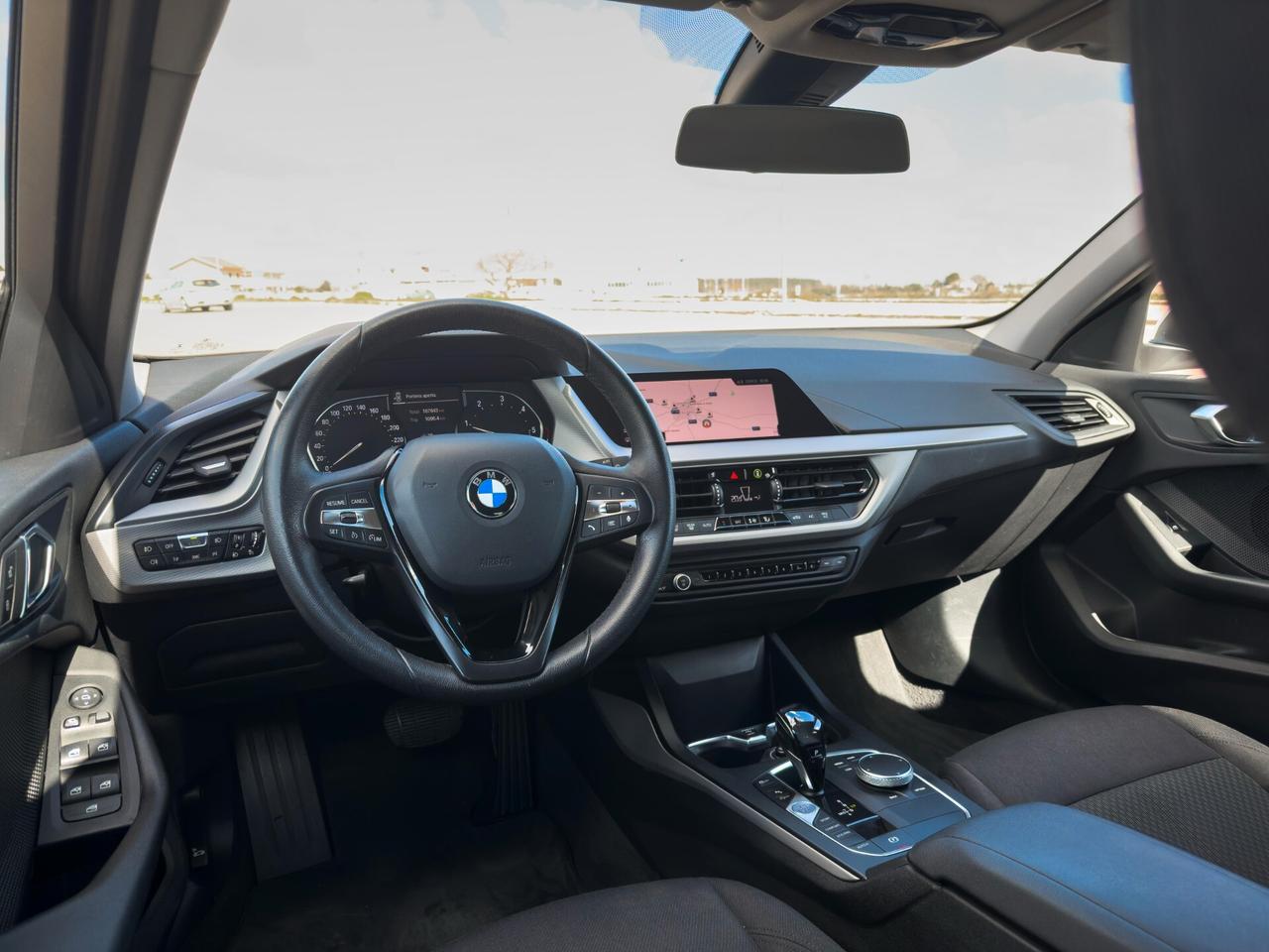 Bmw 116d 5p. F40 1.5 116 cv