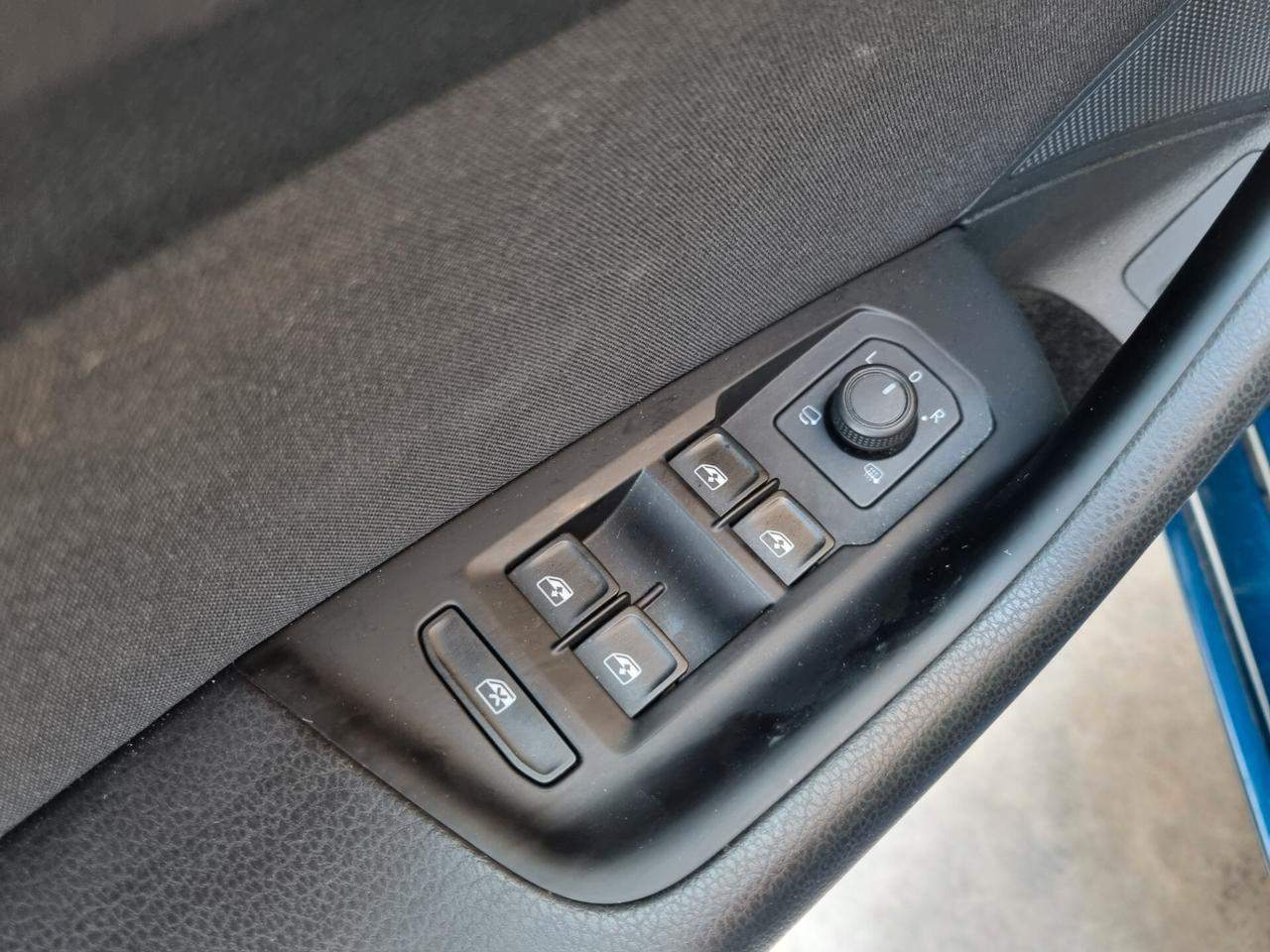 Volkswagen Passat Variant 2.0 TDI SCR EVO Business 150cv