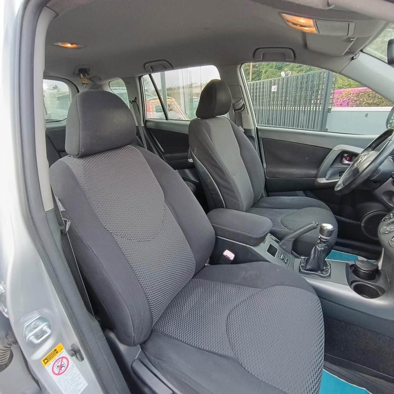 Toyota RAV 4 RAV4 2.2 D-4D 136 CV