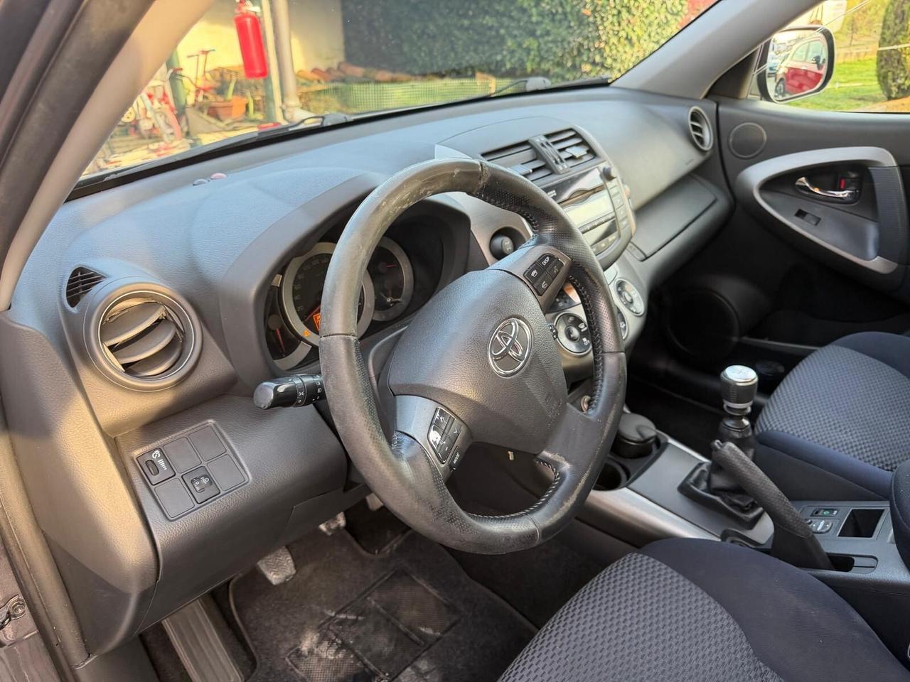 Toyota RAV4 2.2 D-4D 150 CV DPF Luxury