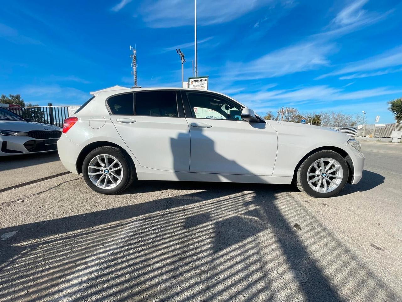 Bmw 116 116d 5p. Advantage