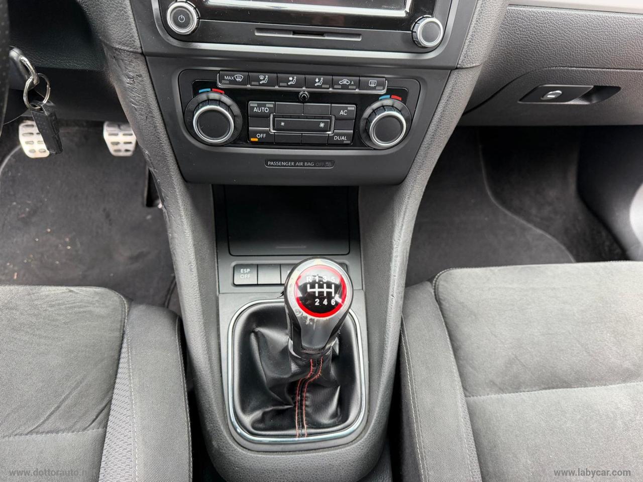 VOLKSWAGEN Golf 2.0 TDI 140 CV 5p. Highline