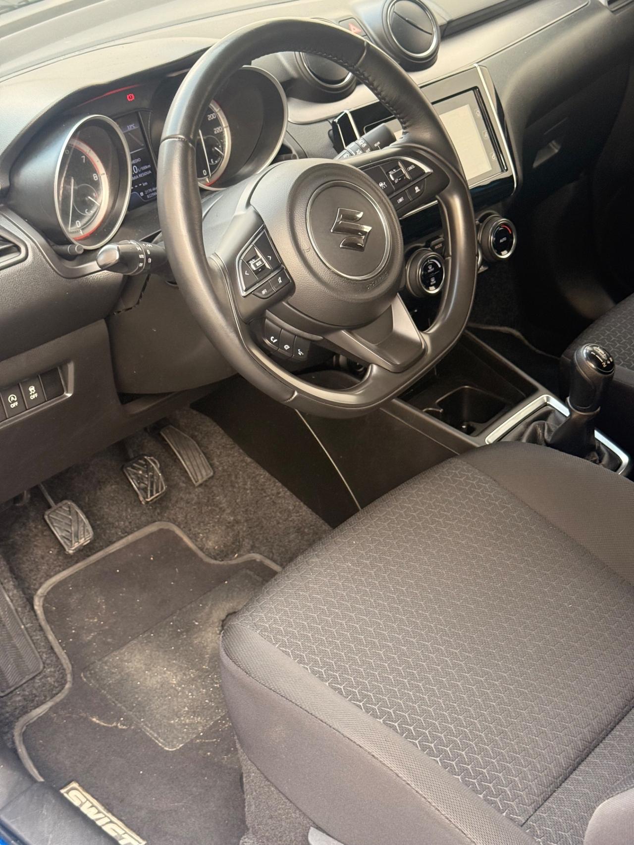 Suzuki Swift 1.2 Hybrid Top