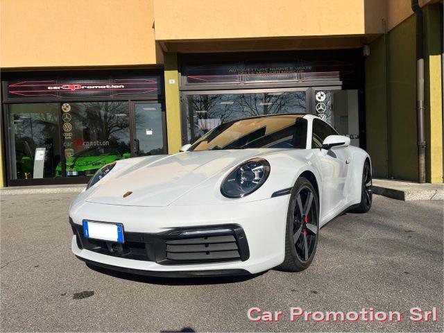 PORSCHE 992 Carrera 4S