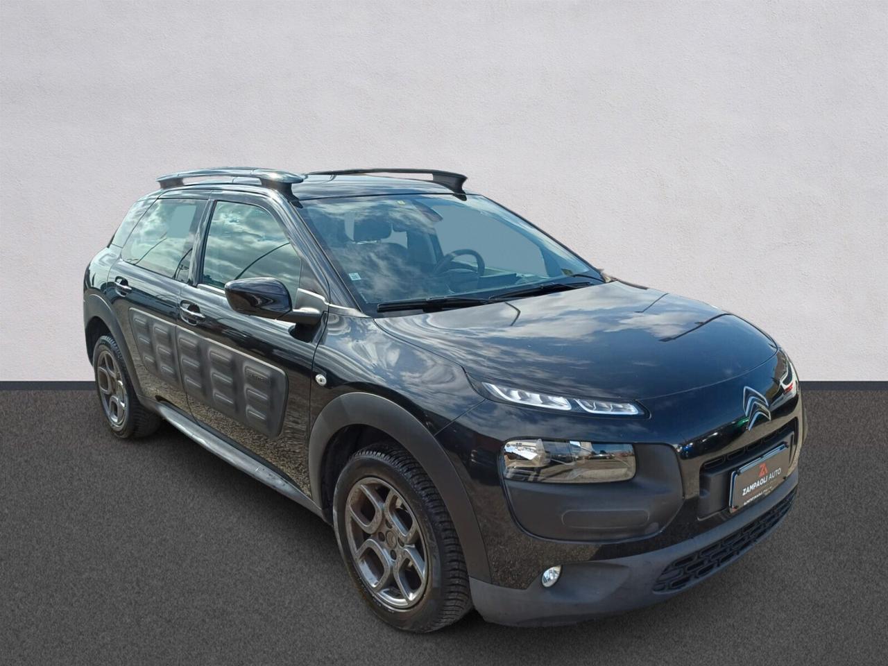Citroen C4 BlueHDi 100 SHINE | da €112 al mese