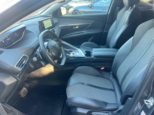 PEUGEOT 5008 BlueHDi 130 S&S EAT8 Allure