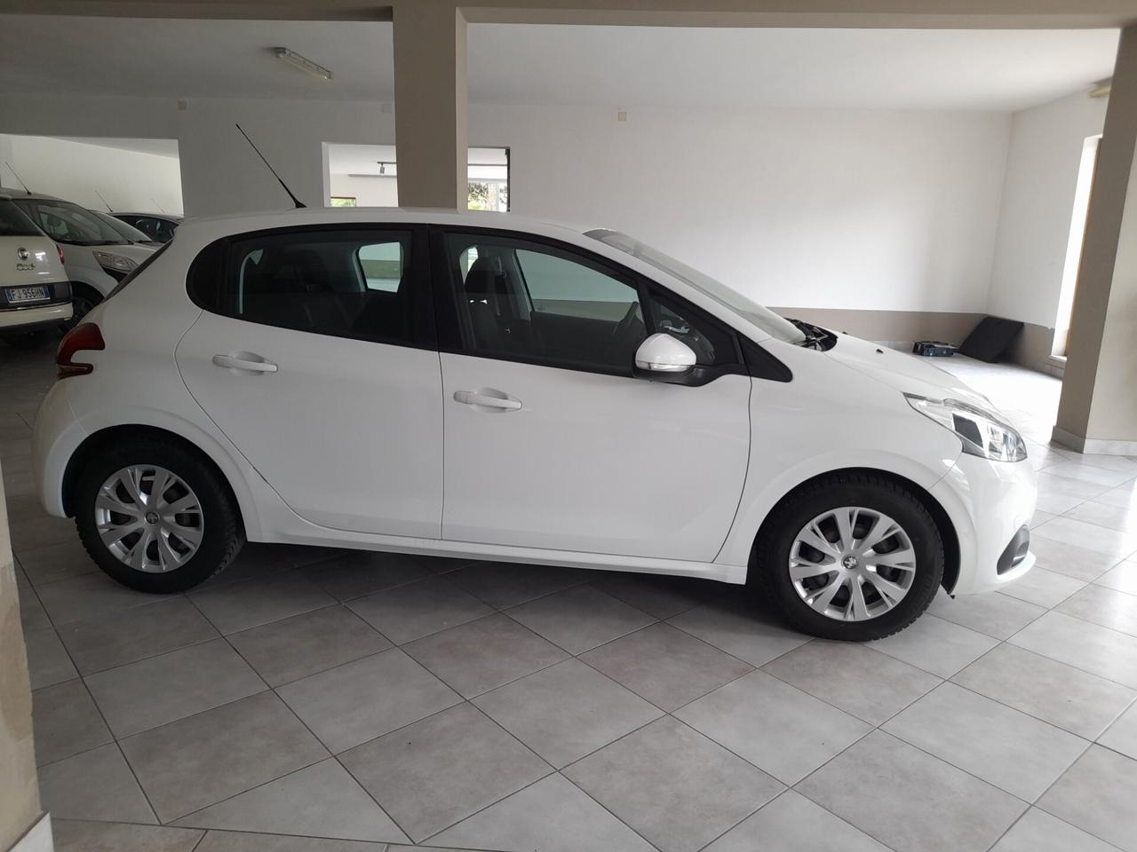 Peugeot 208 BlueHDi 75 S&S 5 porte Active