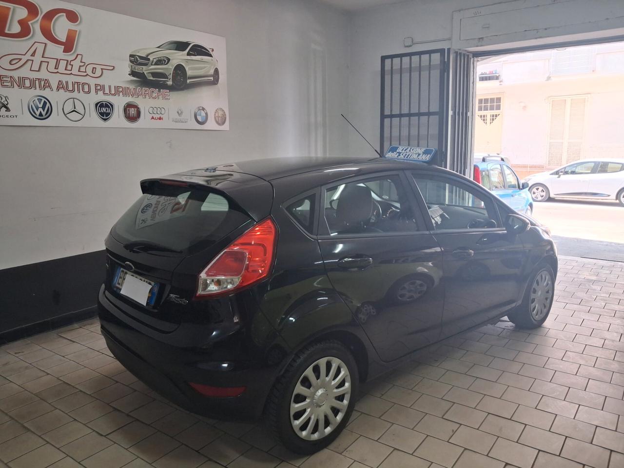 Ford Fiesta 1.5 TDCi 75CV 5 porte unico prop 2013