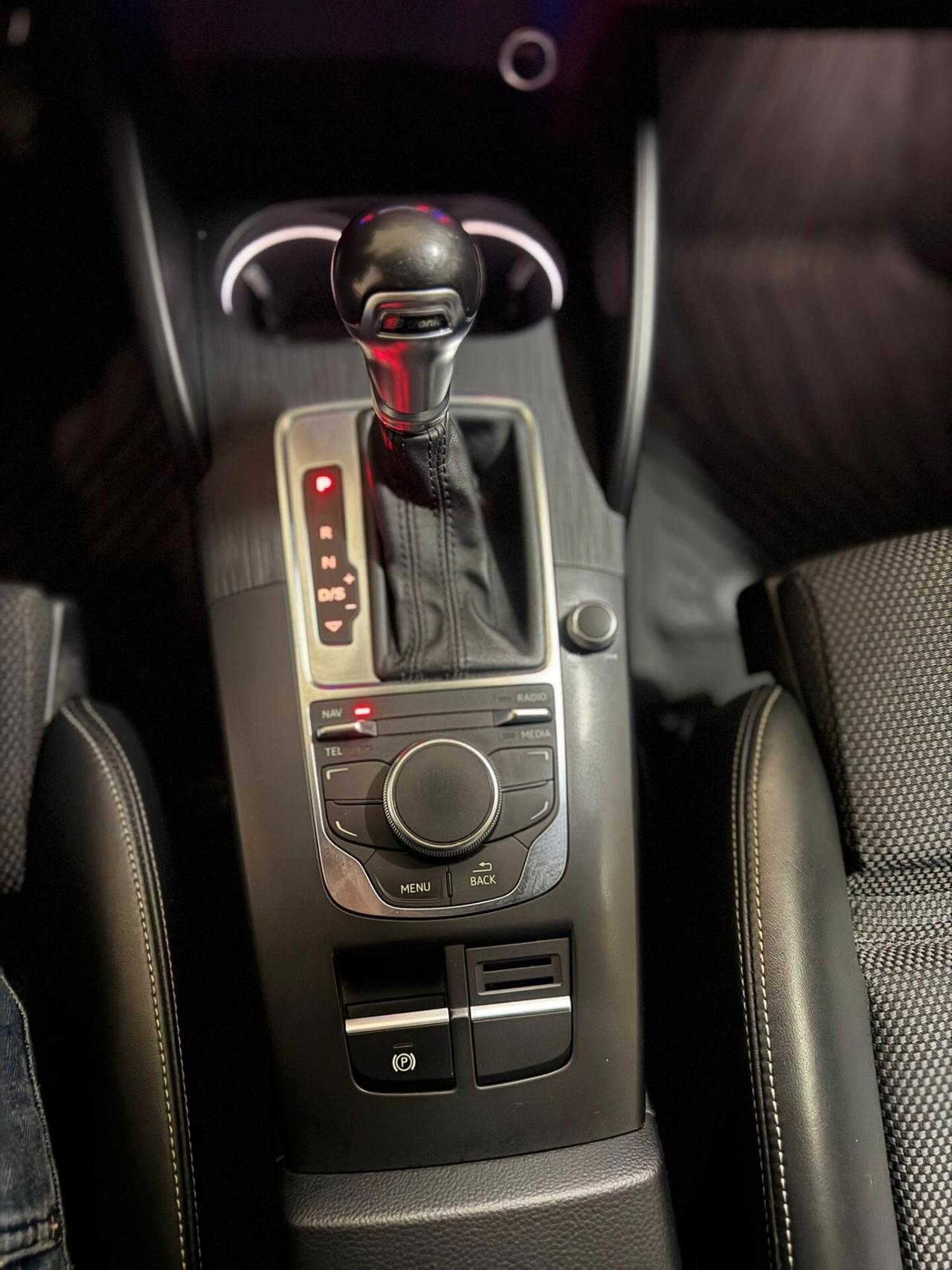 Audi A3 SPB 1.6 TDI clean diesel S tronic Ambition