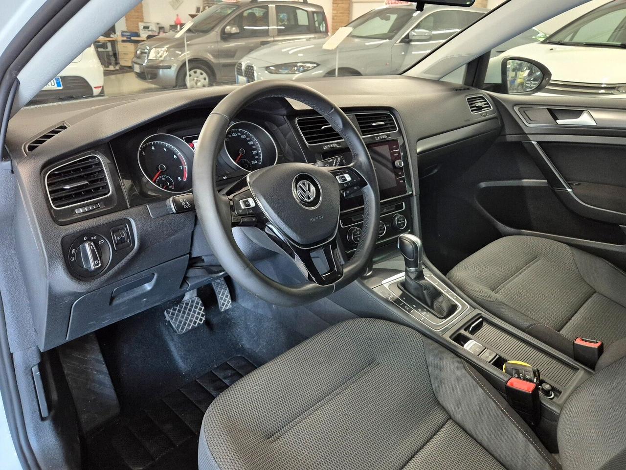 Volkswagen Golf 1.0 TSI 110 CV DSG 5p. Business ** tagliandi **
