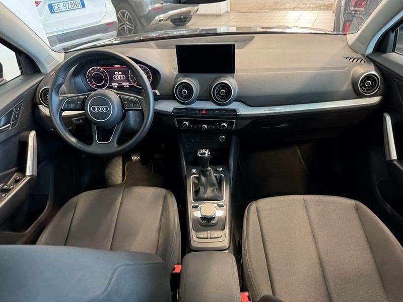 Audi Q2 35 TFSI Business
