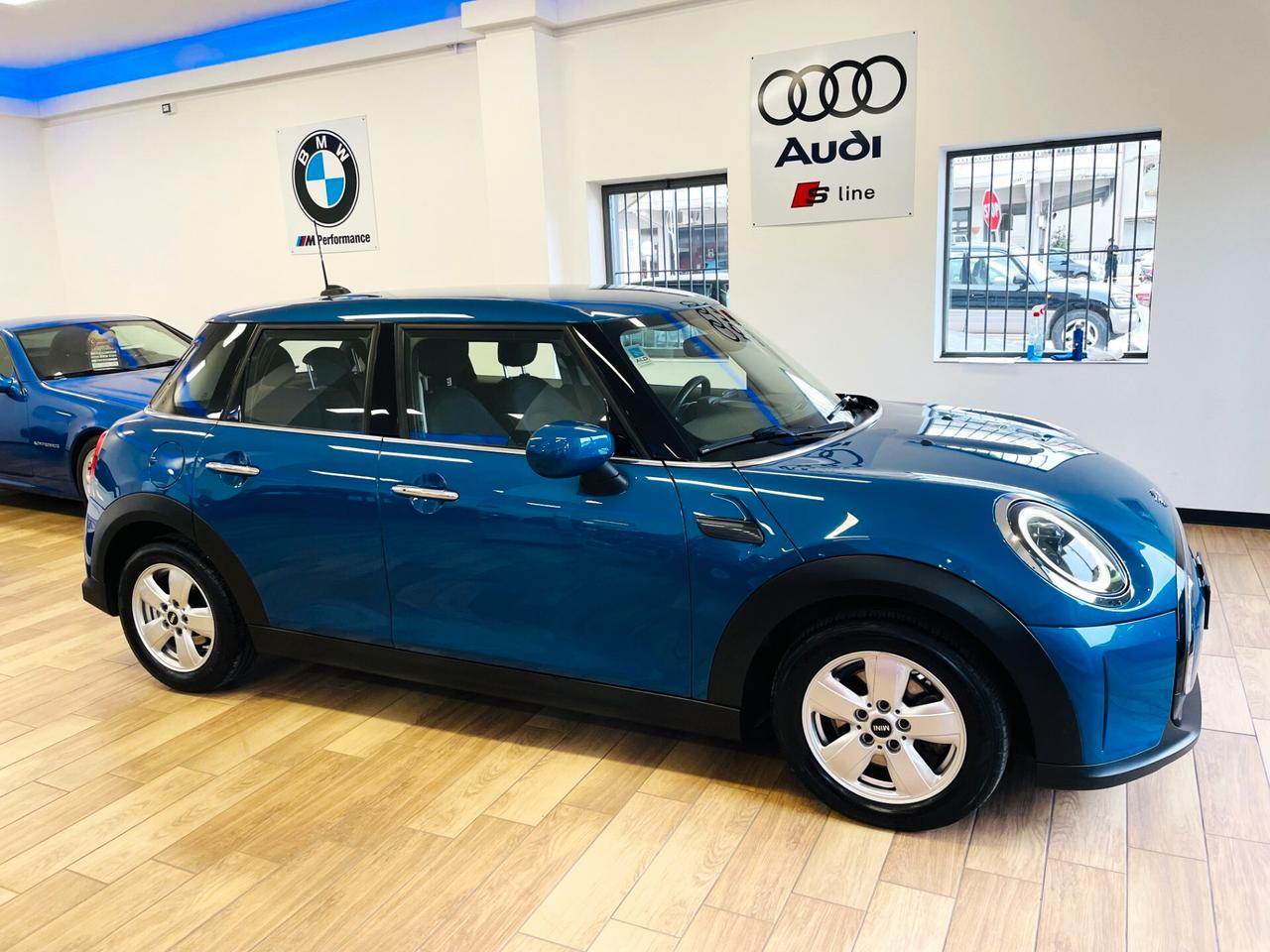 Mini One 1.5 Business Automatica Neopatentati