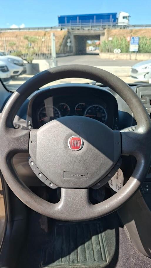 Fiat Panda 1.2 4x4 con gancio traino